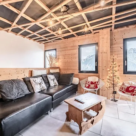 Martonne Terrasse Roca Apartment *